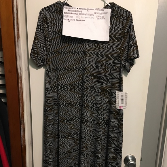 LuLaRoe Dresses & Skirts - ☀️ SUMMER SALE ☀️ LuLaRoe zigzag Carly LuLaRoe Dresses & Skirts - ☀️ SUMMER SALE ☀️ LuLaRoe zigzag Carly